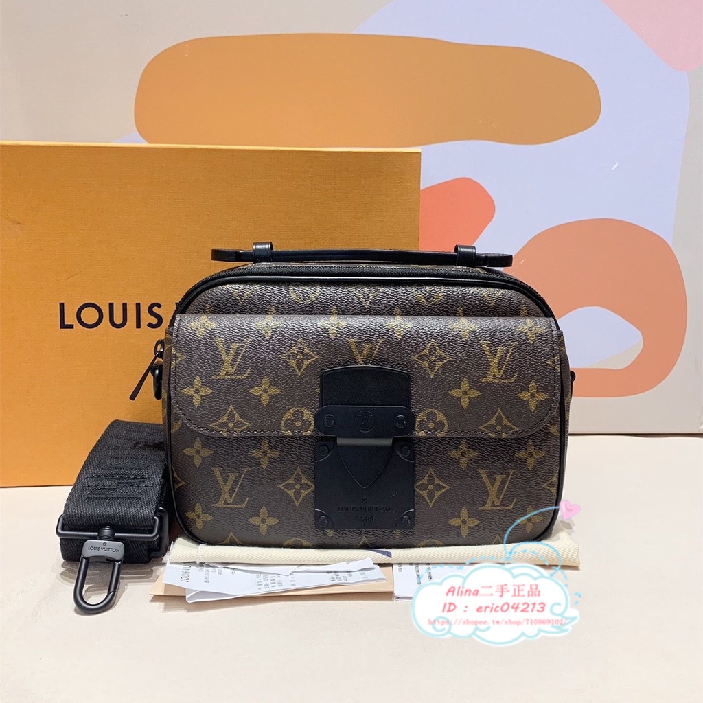 Louis Vuitton M82252 S-Lock Vertical Wearable Wallet