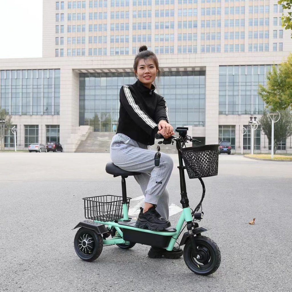 【🔥免運🔥】新款小型折疊超輕便攜三輪車新手小白親子老人代步鋰電電動車