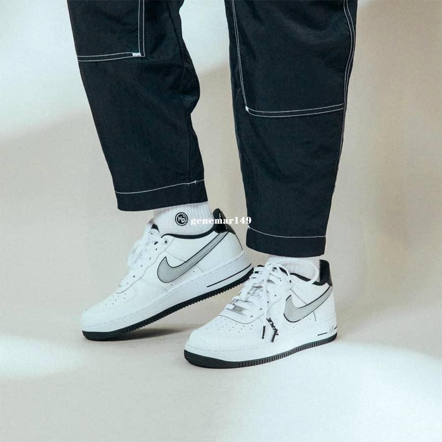 Nike Air Force 1 White Grey 格子反光 白黑 灰勾 經典百搭滑板鞋DO3809-101女鞋