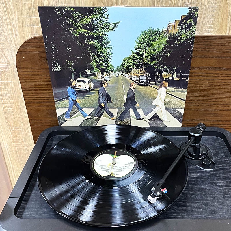 ㊣【臺灣熱賣】 披頭士專輯 The Beatles Abbey Road 黑膠唱片LP 甲殼蟲樂隊 歌曲 音樂 流行歌曲
