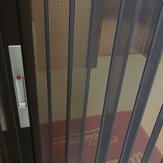 臺灣*下殺 新款金剛網紗門窗V網平網隱形鋁合金折疊沙門推拉門防盜鼠蚊貓狗SENK百貨精品店