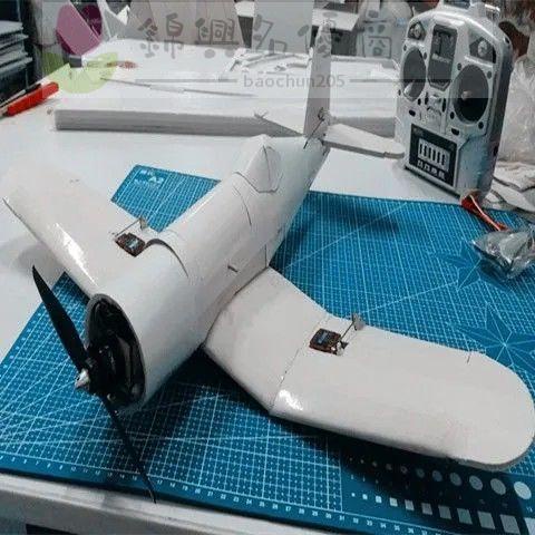 【模型】迷你海盜F4U戰斗機遙控航模空機手拋飛機KT魔術套材無人機固定翼
