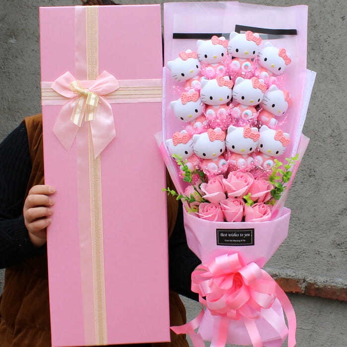 上新禮物#節日禮物Hello Kitty凱蒂貓手辦卡通公仔香皂玫瑰花束生日幼兒園兒童禮物