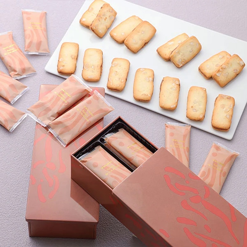 日本零食YOKUMOKU限定澳洲堅果巧克力涂層餅干鐵盒裝16枚