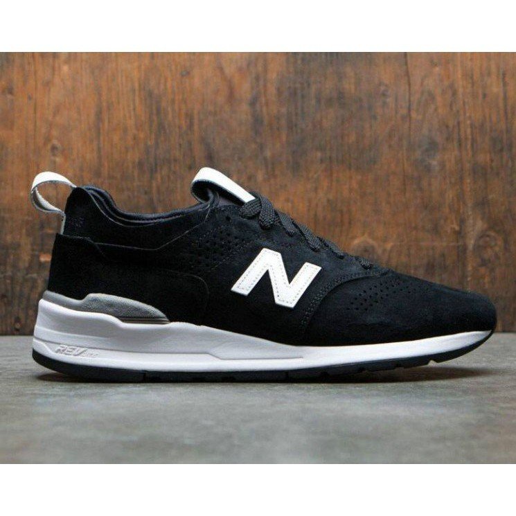 NEW BALANCE M997DBW2 黑白配色 美製 鏤空麂皮 跑鞋