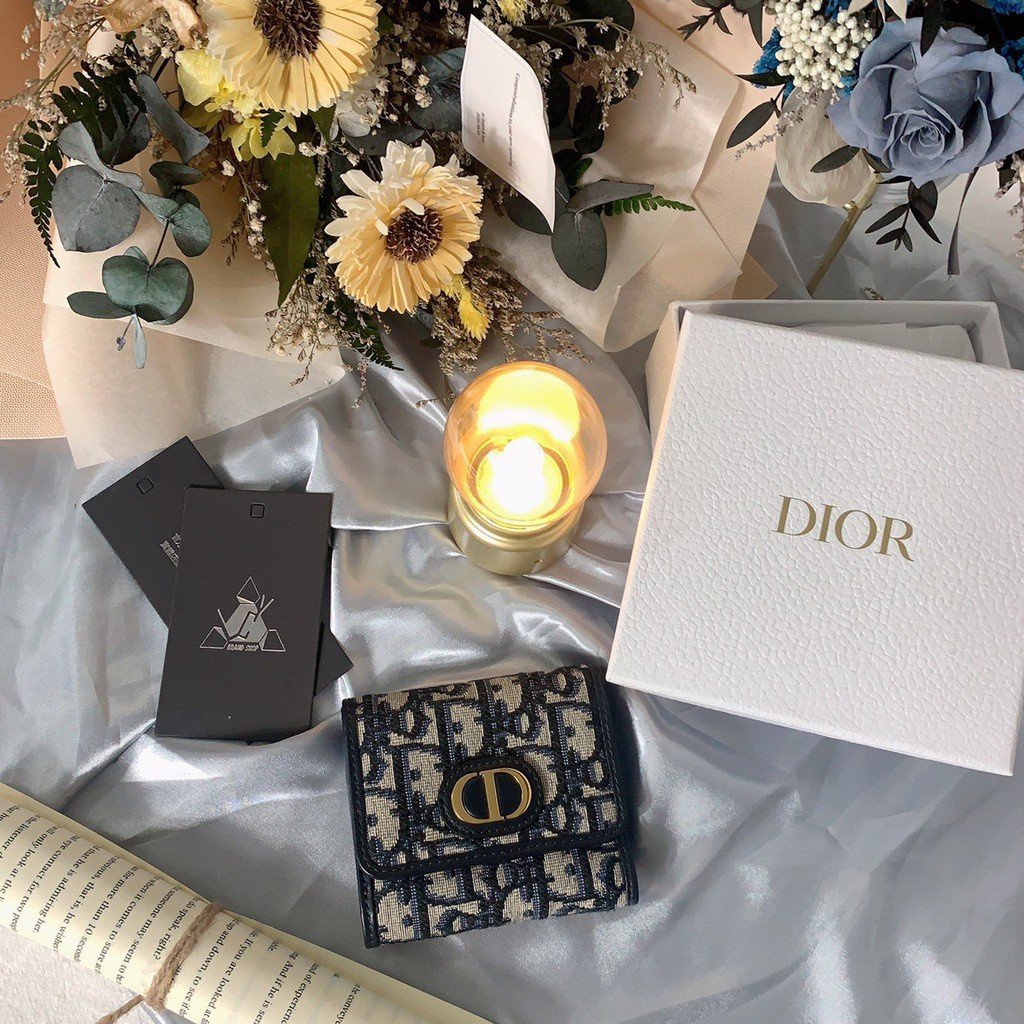 二手 DIOR 老花扣式短夾