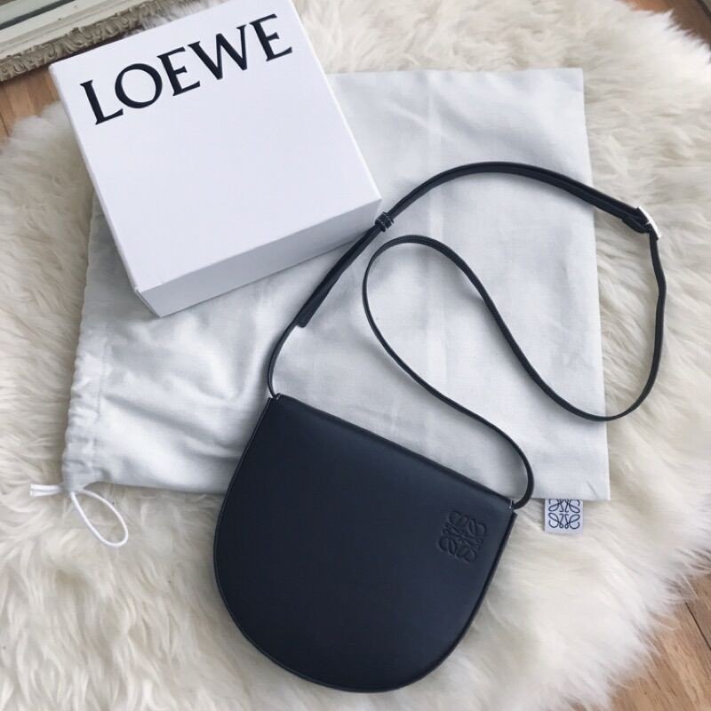 二手Loewe/ Heel Bag 斜挎包 半月包