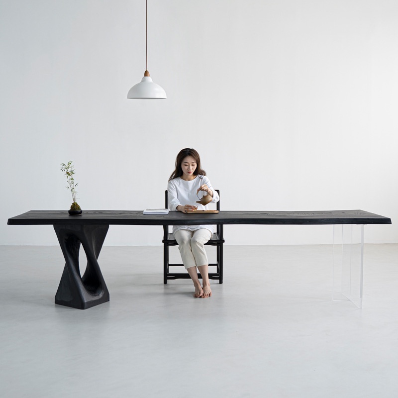 侘寂風實木辦公桌碳化寫字桌簡約現代臺式電腦桌極窄書桌傢用長桌