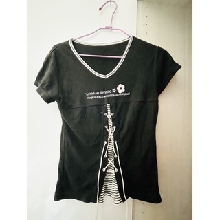 二手 女裝 黑色 小花 T T-shirt 短袖 短T T恤