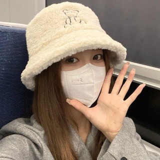 【臺灣出貨】小熊帽子女秋冬時尚洋氣時髦漁夫帽韓版保暖冷帽可愛羊羔毛顯臉小 雪帽 保暖帽 帽子女 毛帽