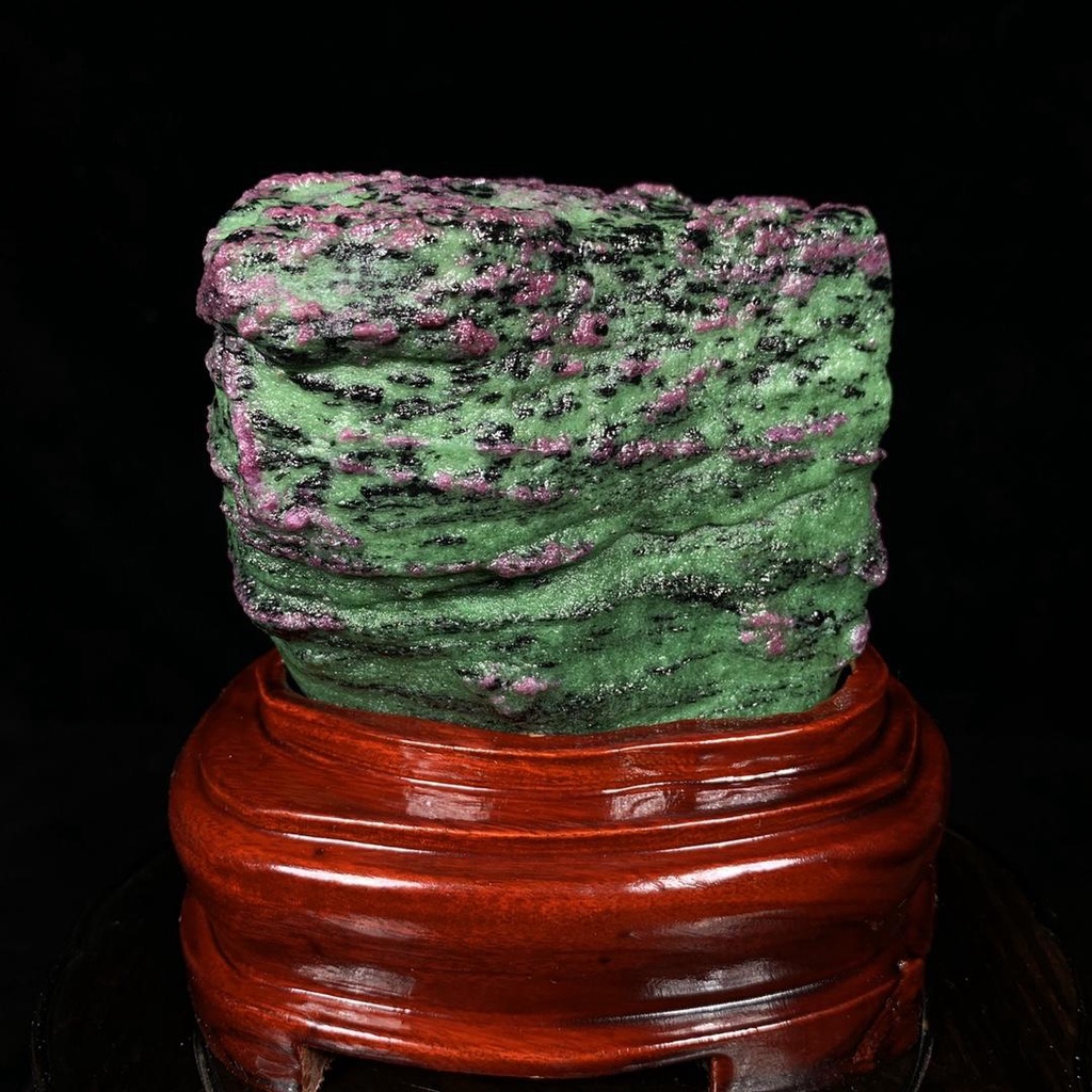原石擺件 天然礦石 緬甸紅綠寶 天然原礦帶座高13.5×11×7.5cm 重1.7公斤 3500JP-513