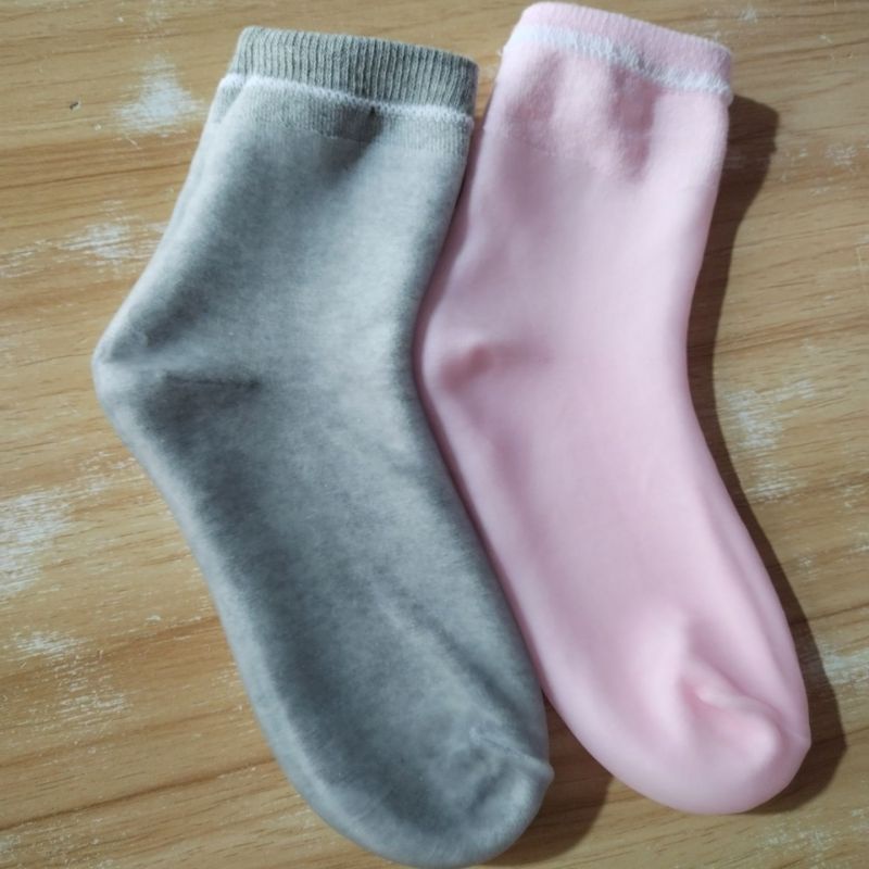新款中長款防裂保溼凝膠襪腳膜襪套去死皮矽膠襪子防腳後跟乾裂