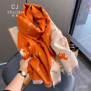 初見cJ💖精美絲巾圍巾 爆款熱銷🔥歐美2023冬新款小馬圍巾女仿羊絨加厚學生圍脖字母H披肩外搭保暖