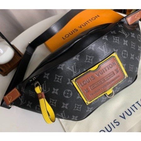 小懶貓二手奢品屋LV DISCOVERY Gaston Labels限量款 M45220 胸包 腰包 男款