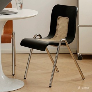 【臺灣 現貨】椅子 單人椅子 木頭椅子 化妝臺椅子 幼兒椅子 臥室椅子 沙發椅子 餐桌椅子 便宜椅子 北歐複古椅子法