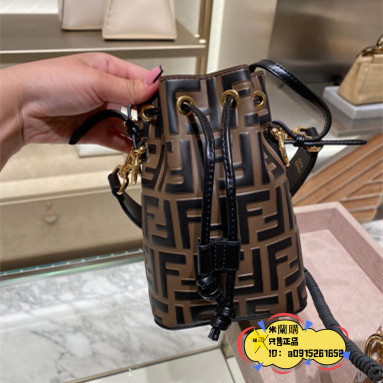 『二手精品』Fendi Montresor水桶包 老花 咖啡色抽繩束口袋 斜背包 手提 mini款