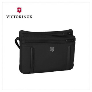 *【Victorinox 瑞士維氏】Lifestyle Compact CrossBody Bag 小型斜背包/黑(611079) 墊腳石購物網