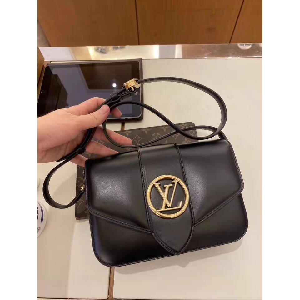 二手精品 LV LOUIS VUITTON肩背包 斜挎包M55948 M55946 單肩包 斜挎包 側背包