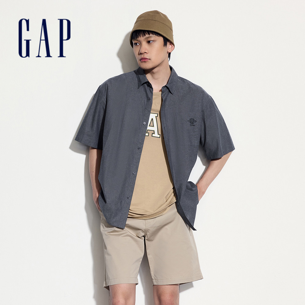Gap 男裝 Logo純棉翻領短袖襯衫-黑藍色(461256)