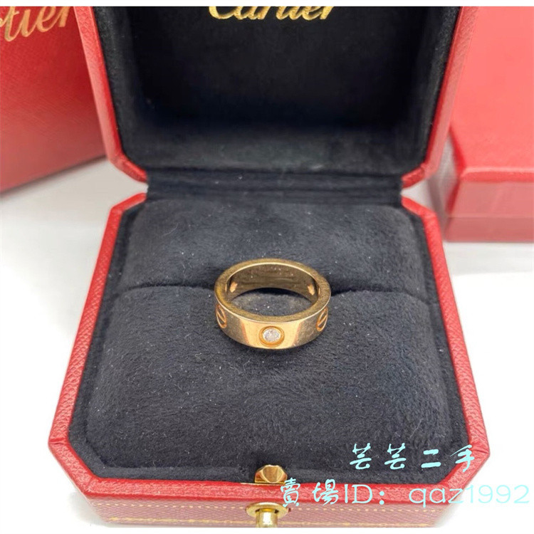 Cartier 卡地亞 LOVE系列 18K玫瑰金戒指 三鑽款 寬版戒指 鑽戒 B4087500