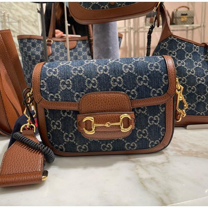 ❤️小艾精品GUCCI 古馳 馬銜扣 1955 丹寧牛仔佈 迷你馬鞍包 658574 斜背包 肩背包 可拆卸背帶