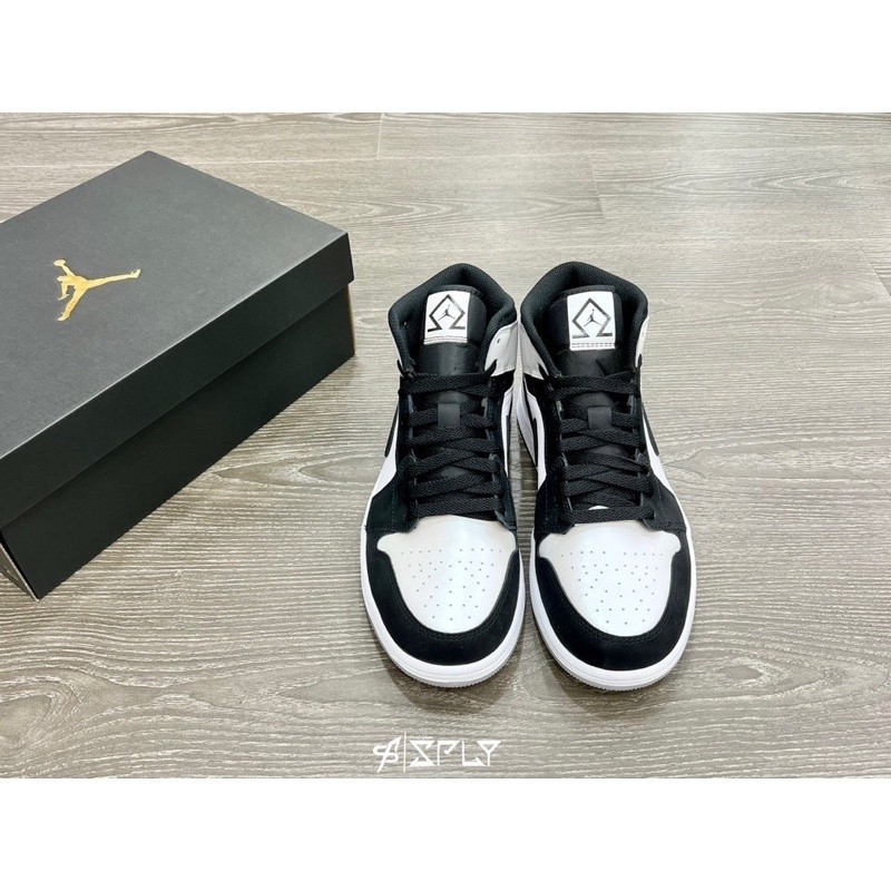 Air Jordan 1 Mid Diamond 鑽石熊貓 DH6933-100