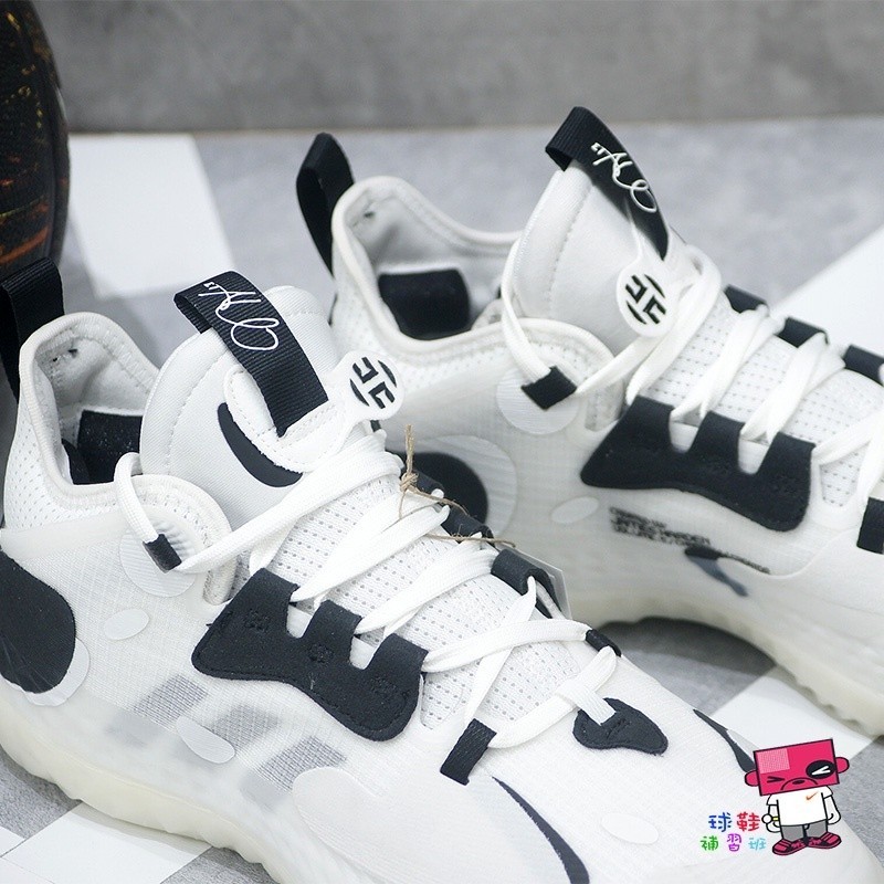 {正品}adidas HARDEN VOL.5 FUTURE 白黑 BOOST 緩震 哈登 籃球鞋 Q46143