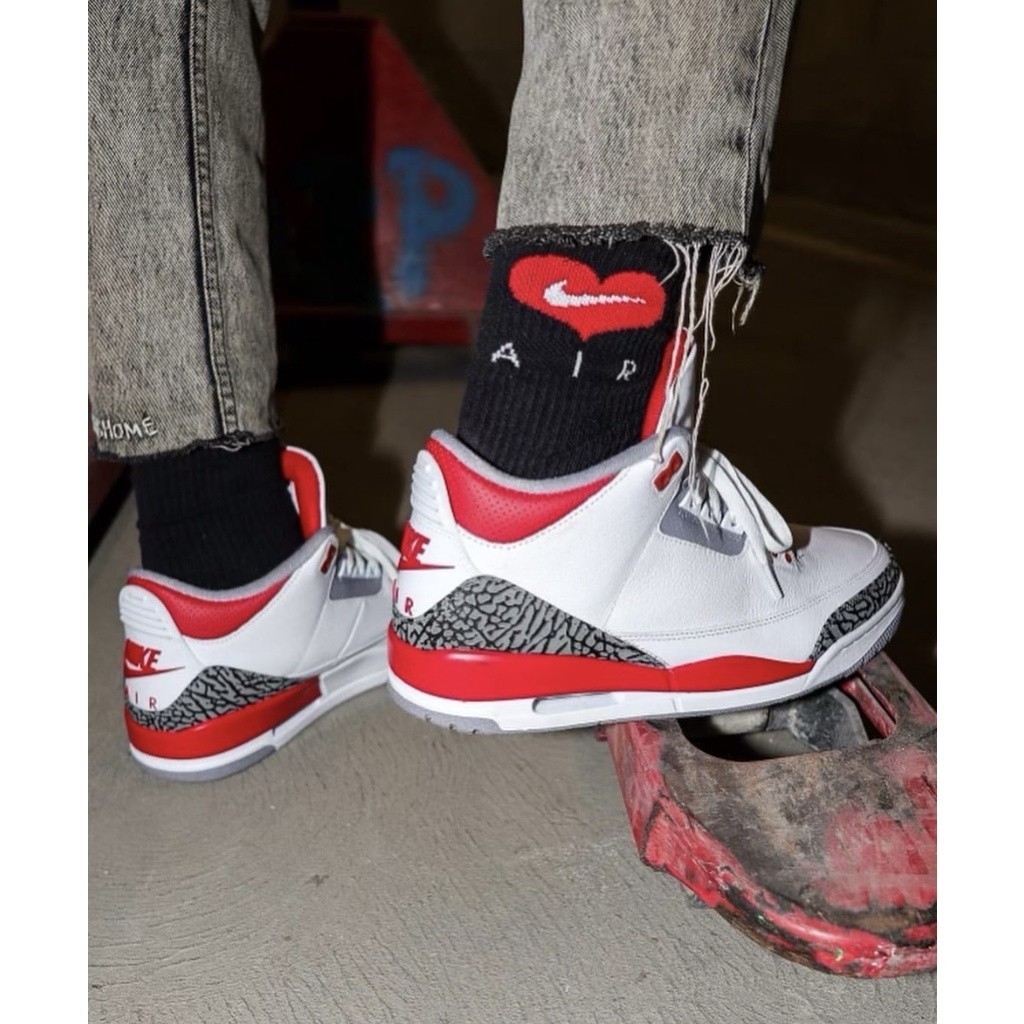{正品}Air Jordan 3 Retro Fire Red 2022 DN3707-160 AJ3 男女鞋 籃球鞋