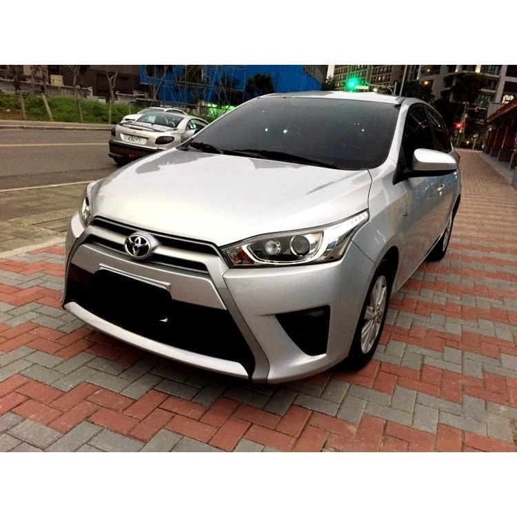 2015 TOYOTA YARIS 售14萬   二手車 中古車
