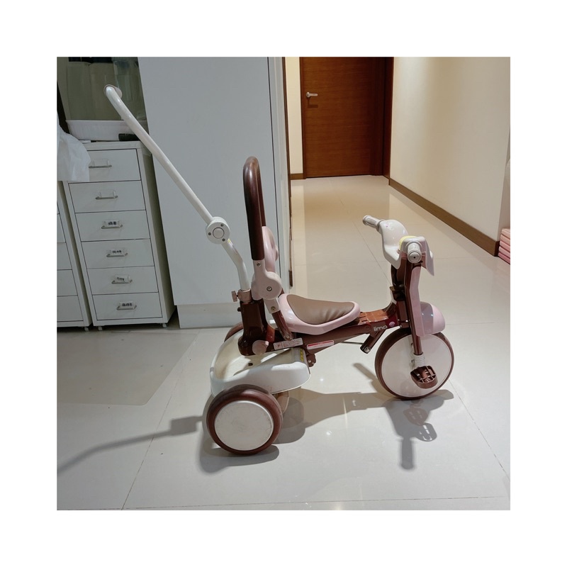 八成新 iimo日本第一生活美學三輪車 可折疊✨請自取（客人保留中）