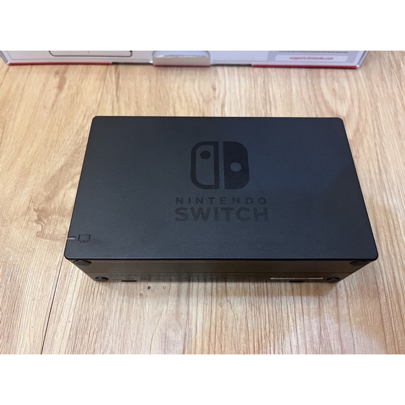 [任天堂] Nintendo Switch 二手 澳洲版原廠  Duck 轉電視 轉接座 台灣可用