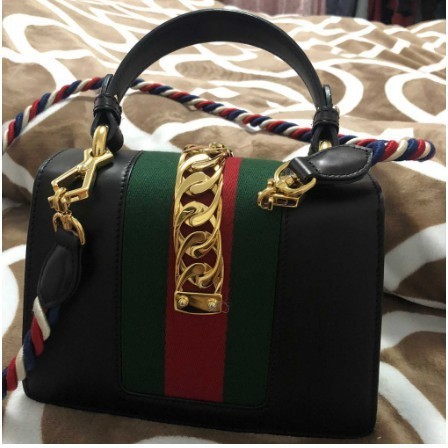 二手 GUCCI Sylvie Leather Mini Bag NANO 黑色 470270現貨