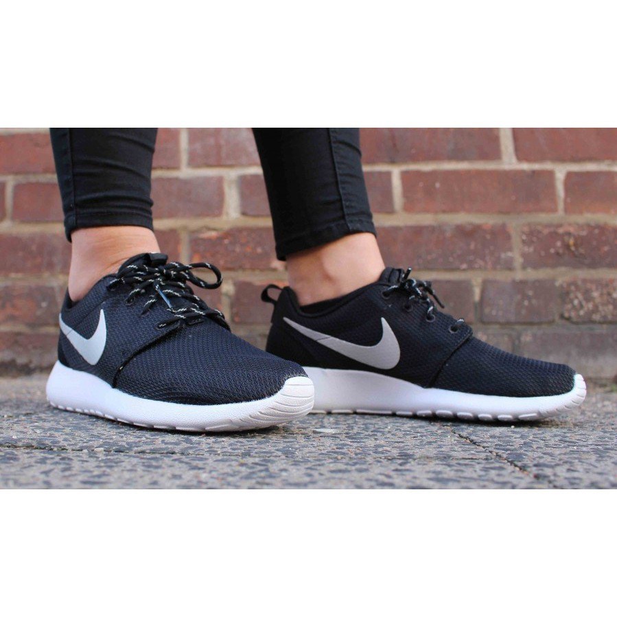 NIKE ROSHE RUN WHITE 黑白 白底 銀勾 洞洞 網面 透氣 511882-094 男女鞋