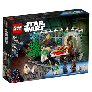 LEGO 40658 Millennium Falcon™ Holiday Diorama