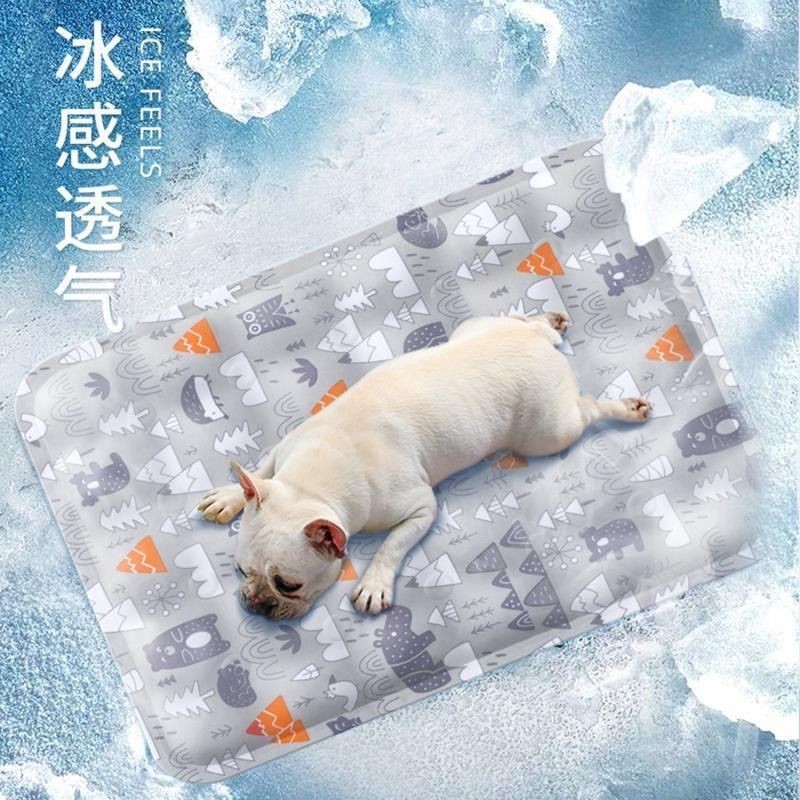 寵物冰墊涼席墊子狗窩夏天貓咪涼墊睡墊降溫地墊耐咬夏季狗狗用品
