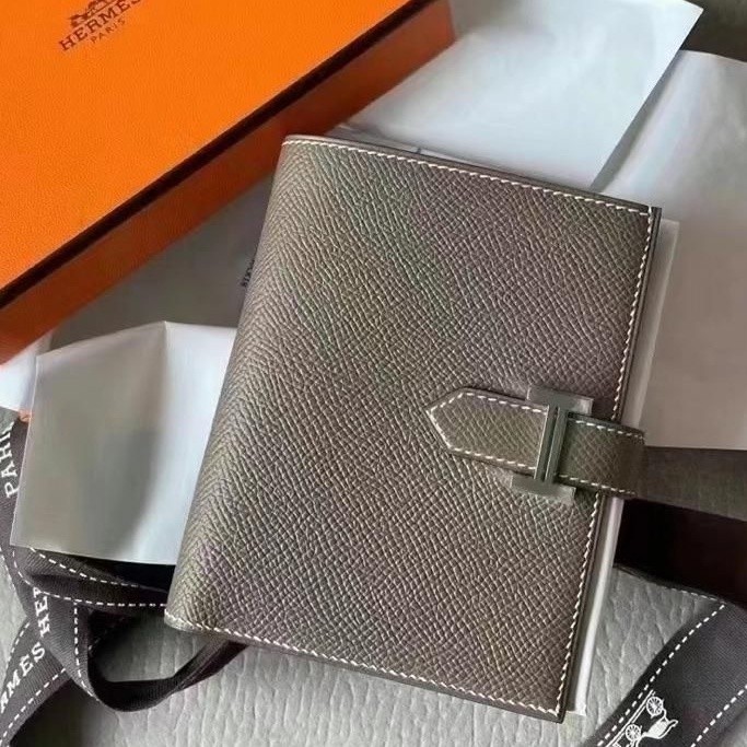 全新二手 HERMES 愛馬仕 Bearn Compact Wallet 對折短夾 皮夾 錢包 卡包 大象灰/棕色