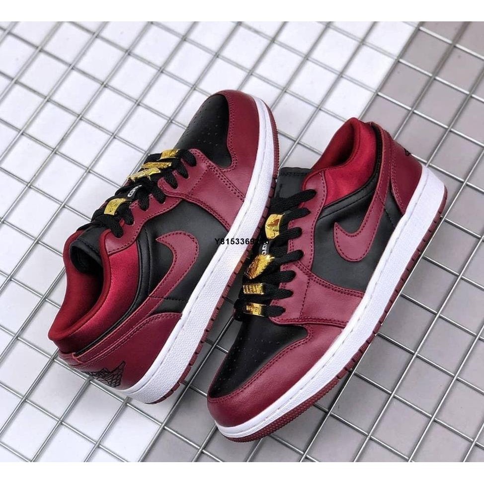 現貨 Nike Air Jordan 1 Low 金屬飛翼 黑 酒紅 籃球鞋 DB6491-600