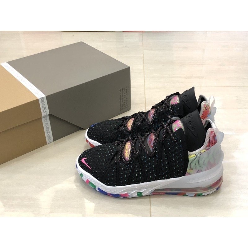 Nike Lebron James 18 黑白粉 彩虹 高筒 籃球鞋 CQ9284-002