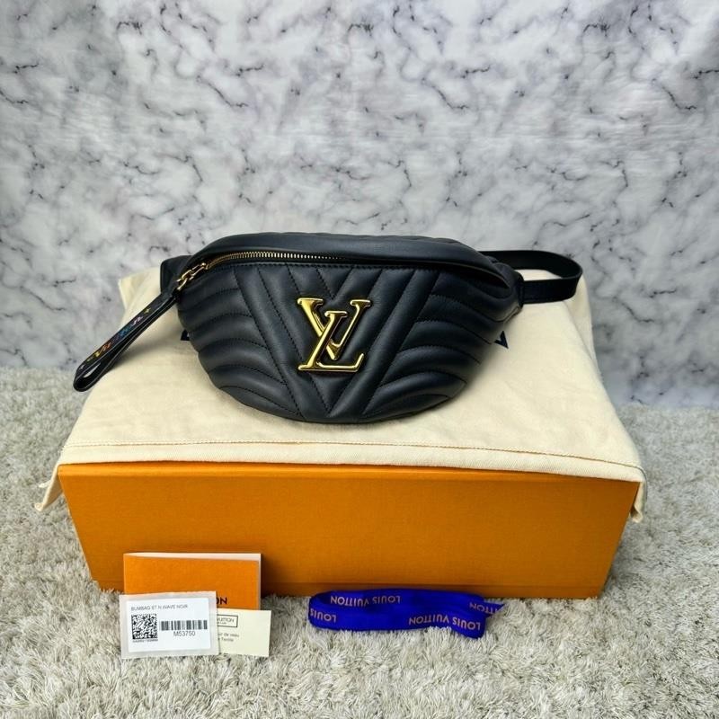 二手精品 Louis Vuitton LV 路易威登 New Wave 腰包 胸口包 斜挎包 M53750