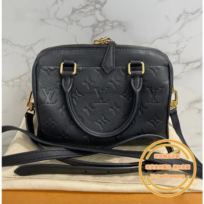 LOUIS VUITTON 路易威登LV Speedy 20 黑色壓紋波士頓枕頭包/手提包/斜背包/單肩包