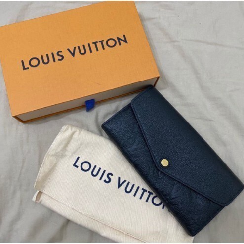 LV-Louis Vuitton M61182 SARAH 黑色 壓紋 釦式長夾 發財包
