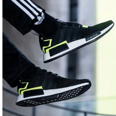 ADIDAS NMD R1 編織 BOOST 運動鞋 BD7751 黑螢光綠 男鞋