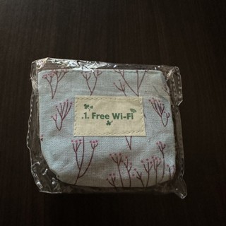 淺藍色文青花漾Wi-Fi無線網路拉鍊小零錢包