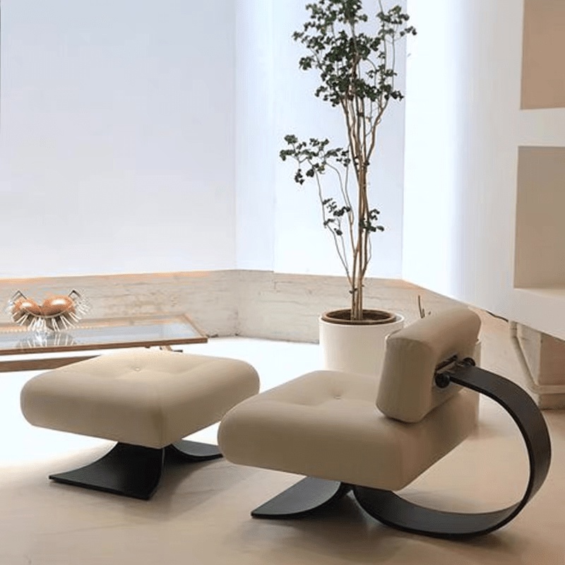 北歐現代簡約設計師單人沙髮椅別墅客廳輕奢不銹鋼異形皮革休閒椅