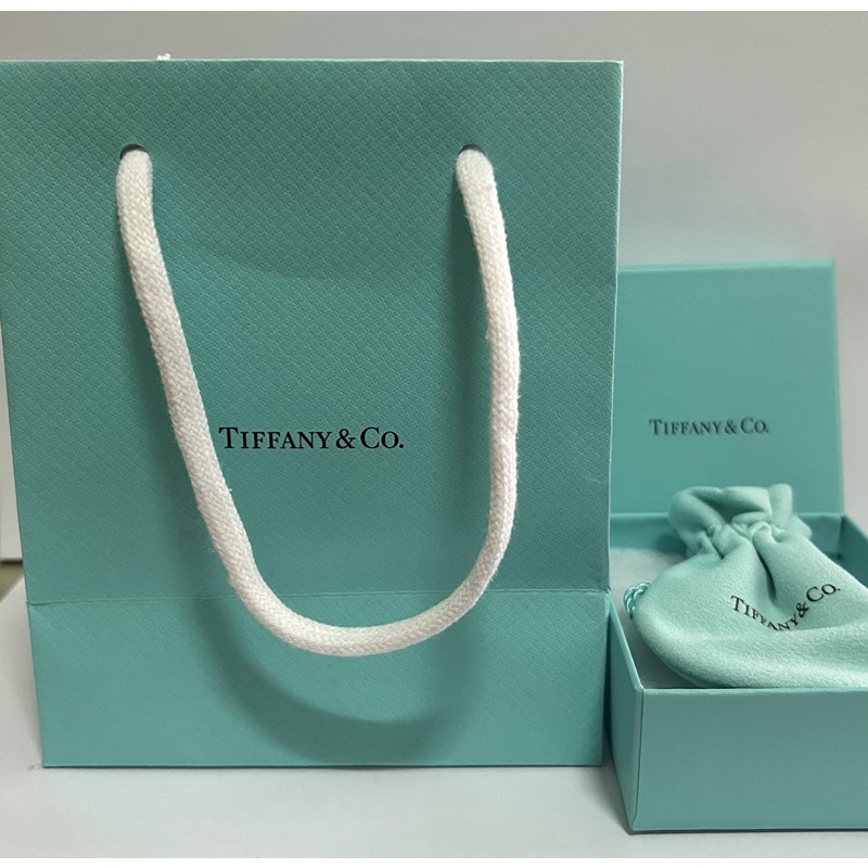 Tiffany&amp;Co. open heart 項鍊 18K 玫瑰金 7 毫米 全新50% off