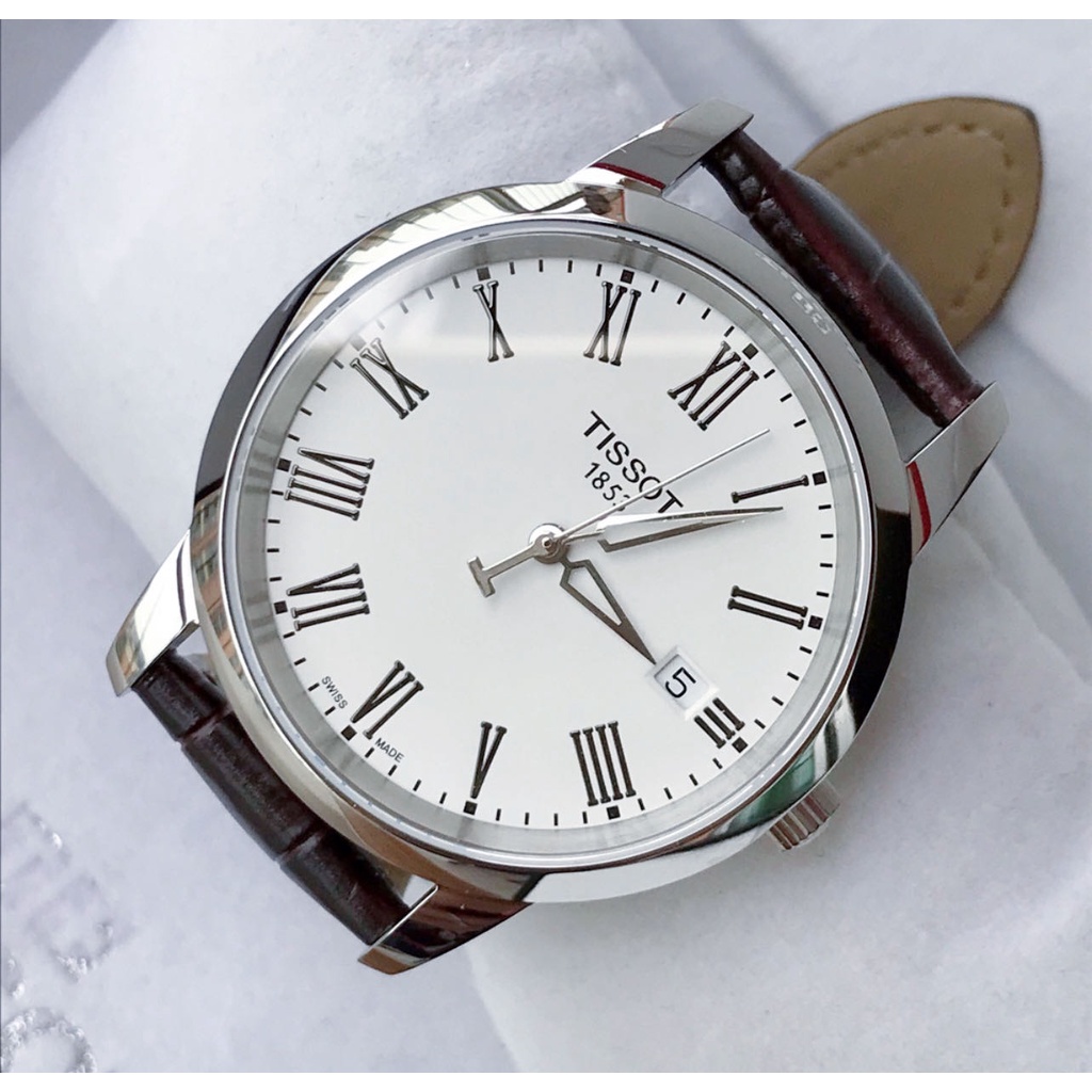 TISSOT Classic Dream 銀色框 白色面錶盤 棕色（咖啡色）皮革錶帶 羅馬數字刻度 石英 男士手錶 T0