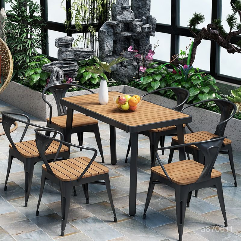 現代簡約戶外桌椅小戶型庭院露天塑木桌椅組閤咖啡廳室外休閒桌椅