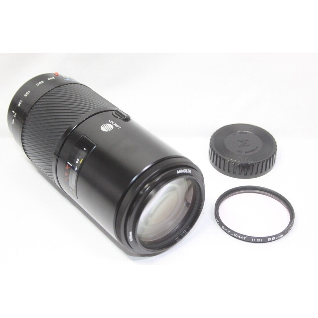 Minolta AF ZOOM 75-300mm F/4.5-5.6 Macro Lens