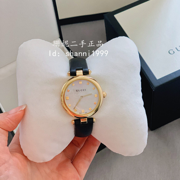 珊妮二手GUCCI 古馳 石英錶 32mm 菱格花紋 珍珠貝母錶盤 白色錶盤 大號 黃金 黑色錶帶 腕錶 女士手錶 現貨