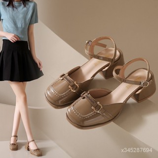 包頭涼鞋女2024年新款夏季韓版一字式扣帶粗跟金屬鏈條時尚高跟鞋